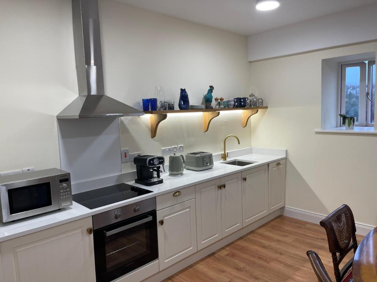 Riverfront Apartments At The Blue Goat Ramelton Dış mekan fotoğraf